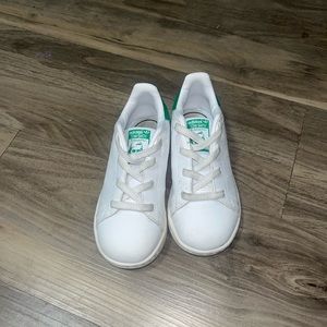 Pre-loved toddler sneakers